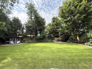 Photo 33- click for photo gallery